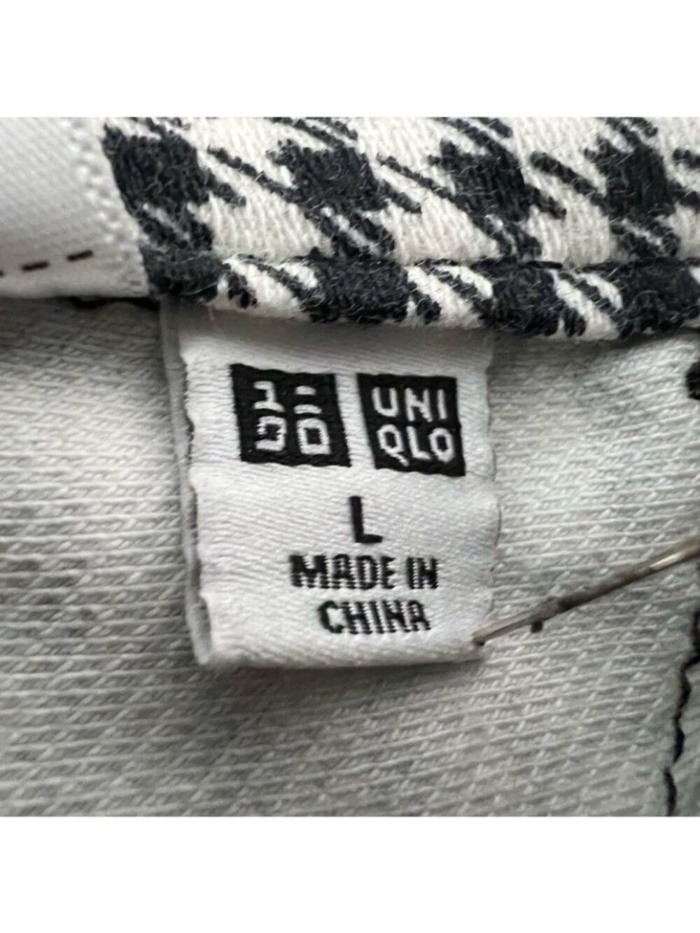 Uniqlo Womens Cropped Pants Black White Houndstooth Cuffed Pockets L Junior - Picture 11 of 11
